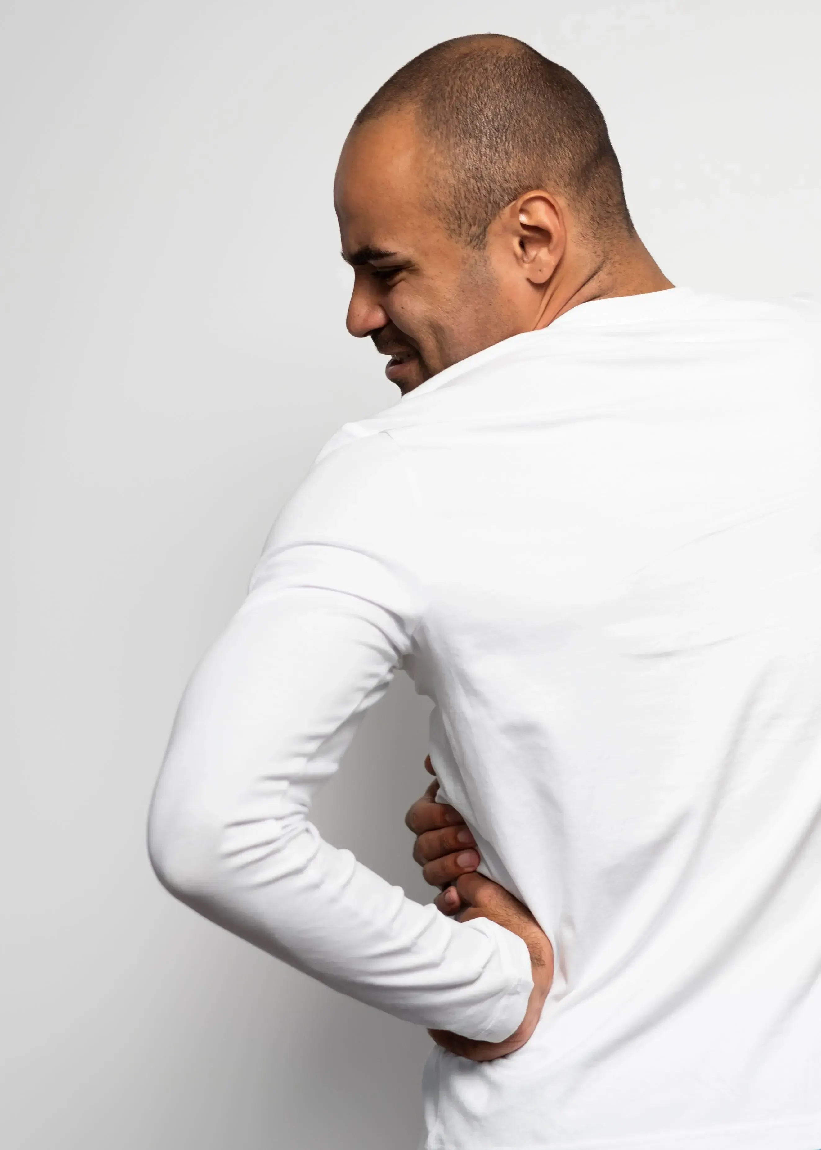 What Leads to Thoracic & Mid-Back Pain