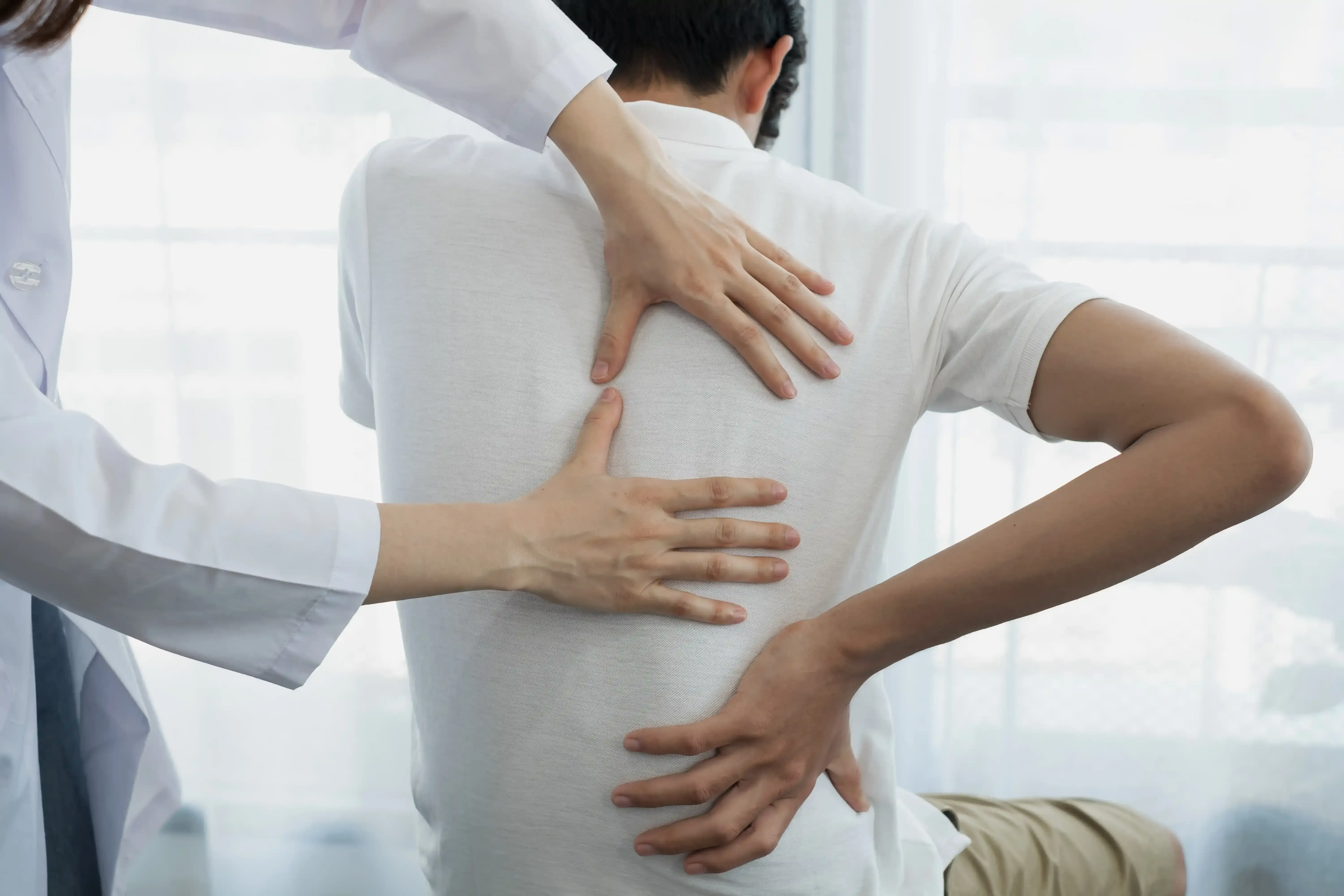 Common Causes of Thoracic & Mid-Back Pain